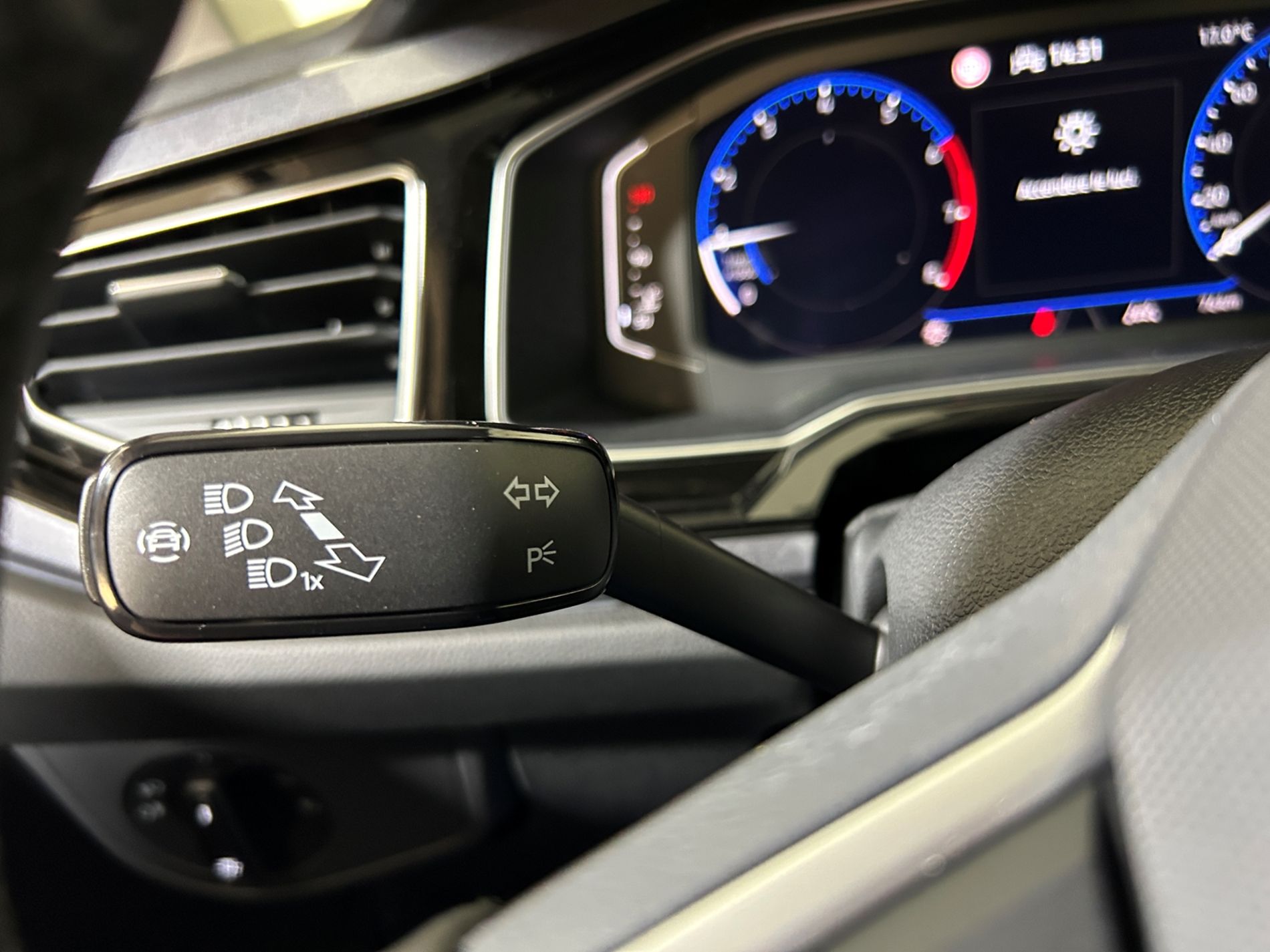 Vw Polo 1.0 tsi Style 95 cv 4 anni di garanzia ufficiale - Autoviemme