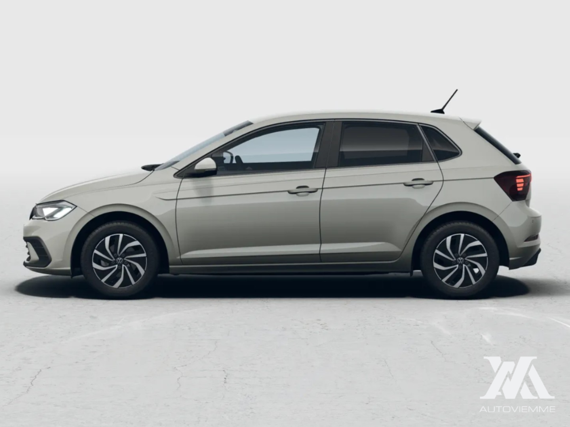 Volkswagen Polo 1.0 Young 80cv   - Autoviemme