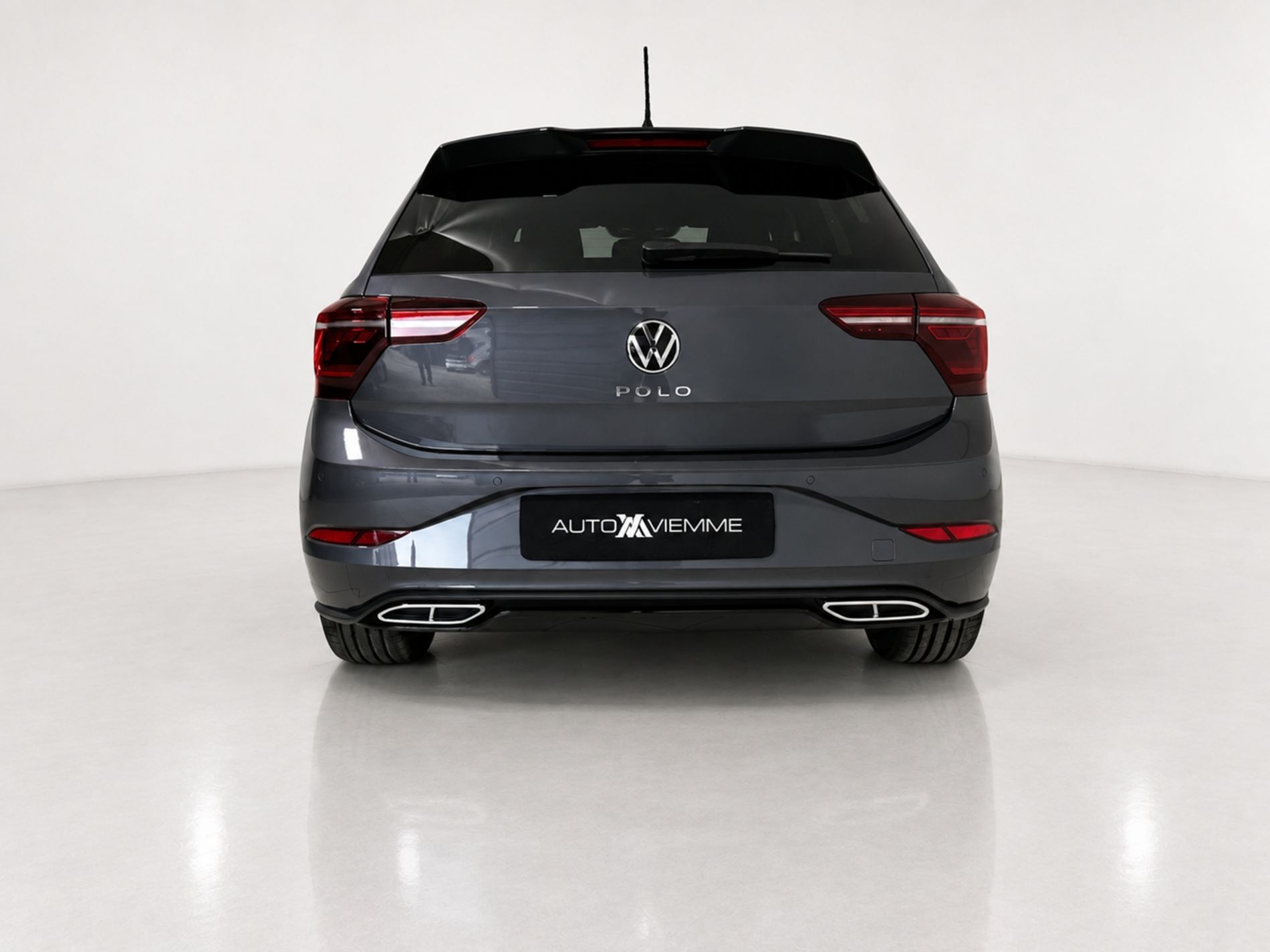 Polo R-Line Plus dsg - Autoviemme