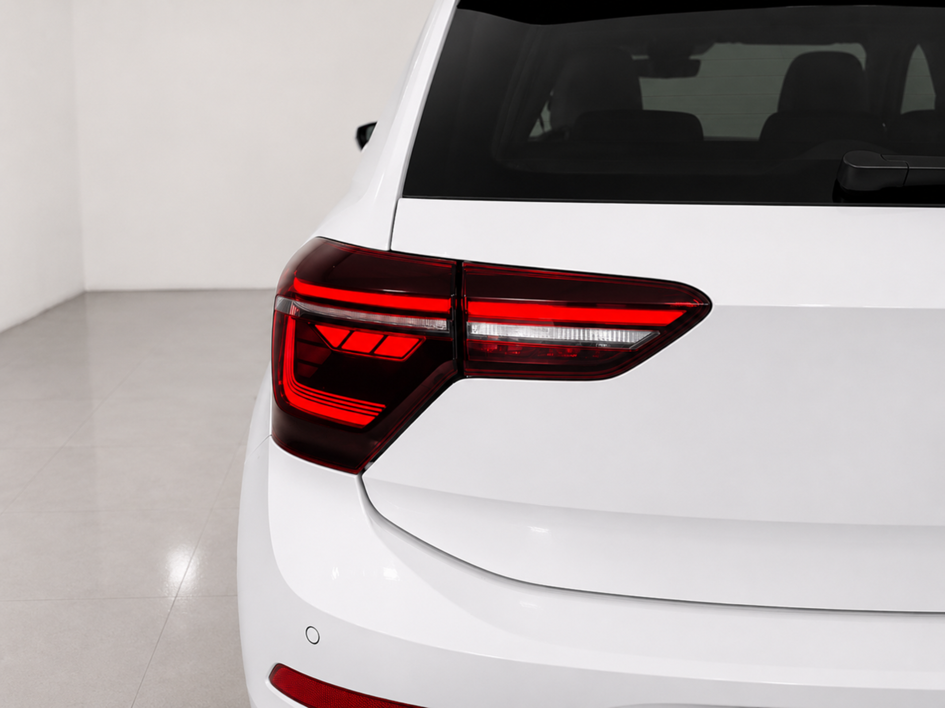 Polo 1.0 tsi R-Line 110cv dsg - Autoviemme