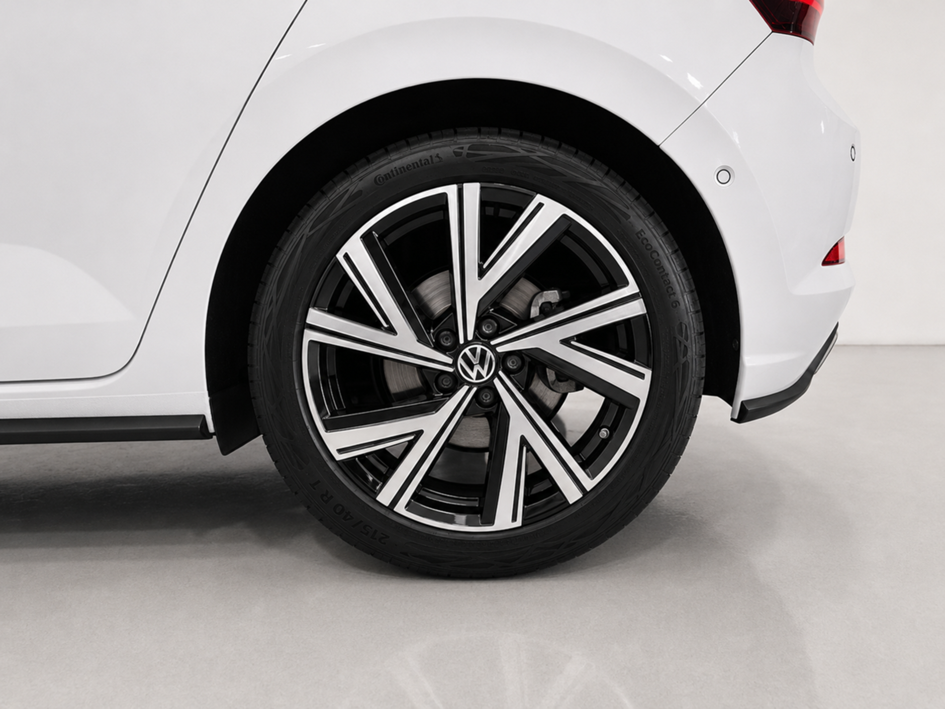 Polo 1.0 tsi R-Line 110cv dsg - Autoviemme