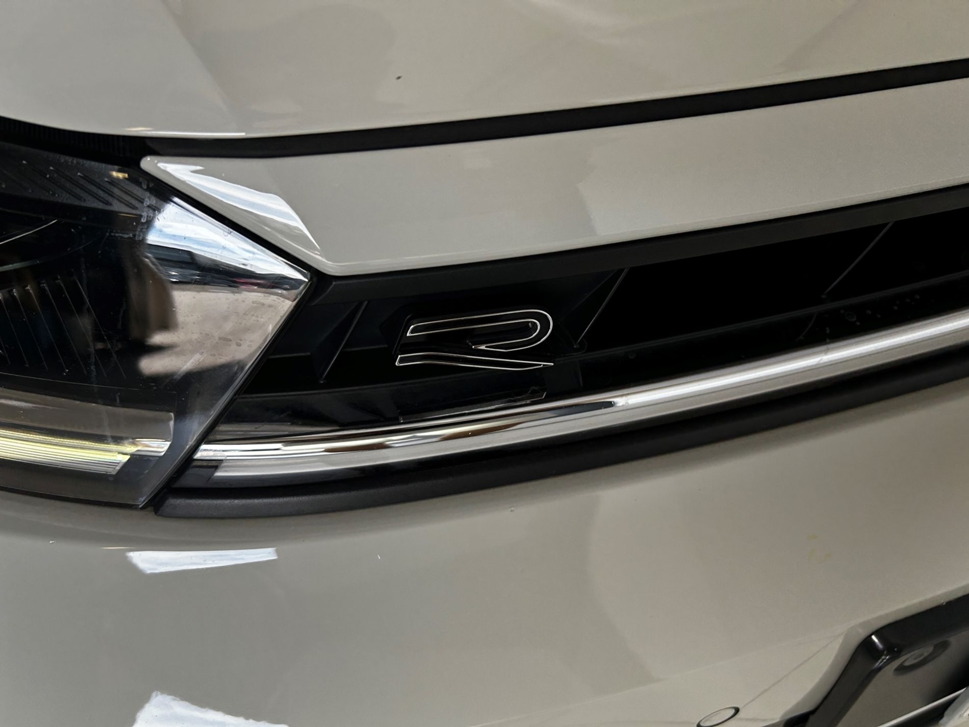 Polo 1.0 tsi R-Line 110cv dsg - Autoviemme