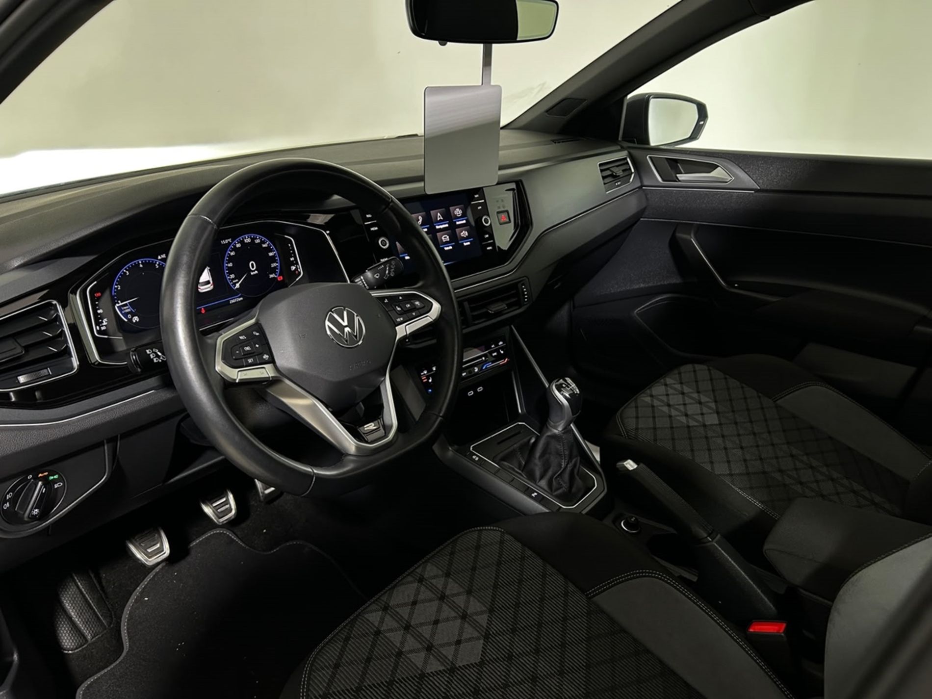 Polo 1.0 R-Line 95cv - Autoviemme