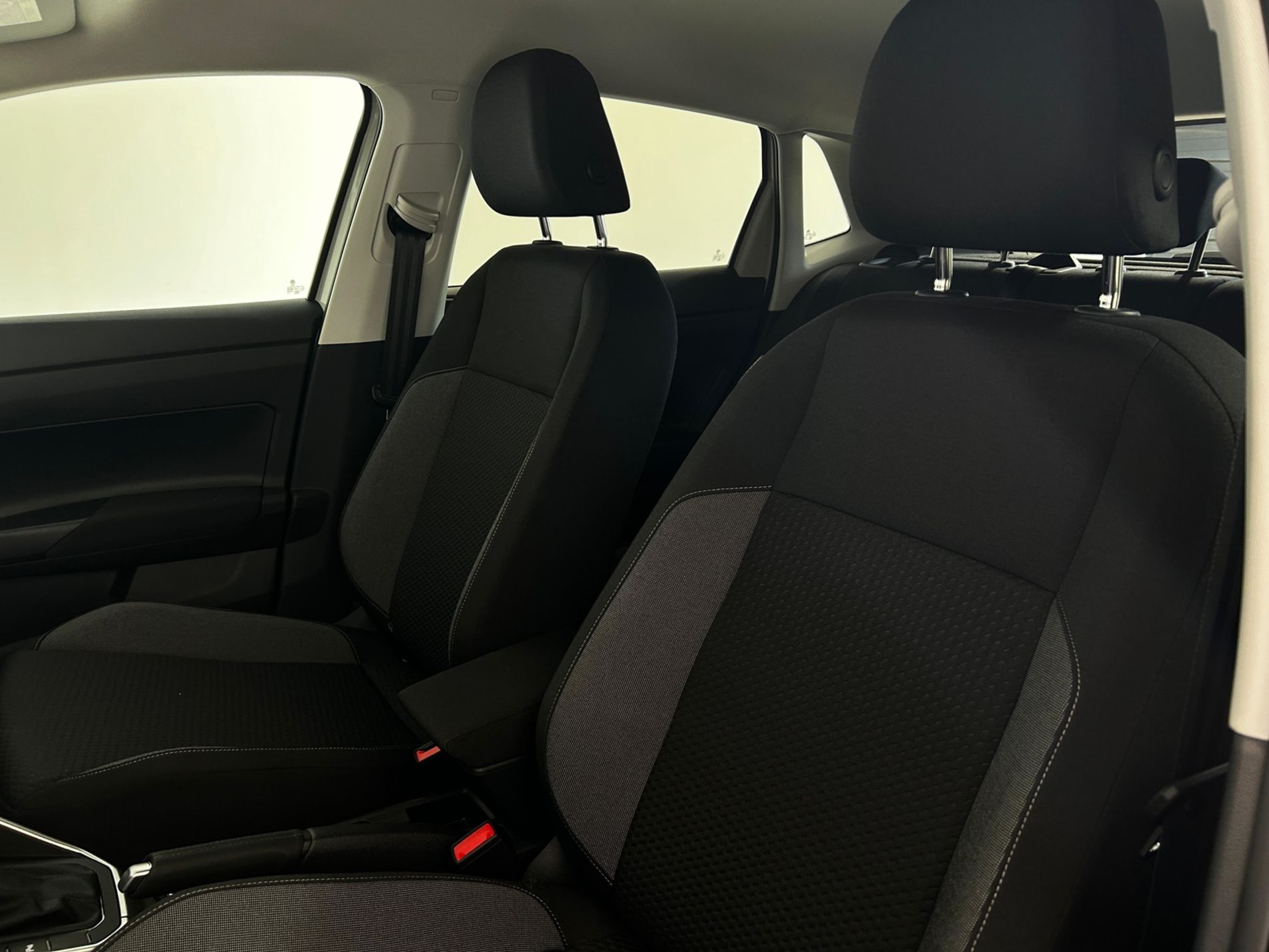 Volkswagen Polo 1.0 Young 80cv   - Autoviemme