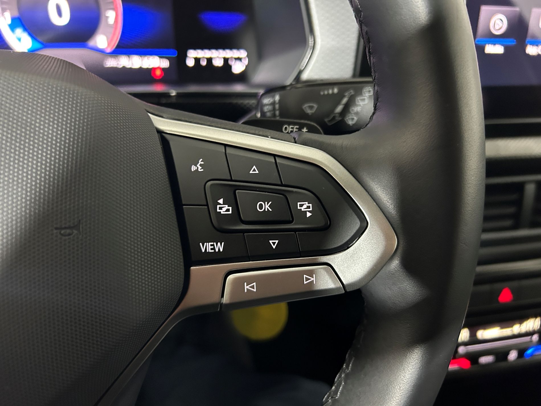 T-Cross 1.0 tsi Life 115cv dsg - Autoviemme