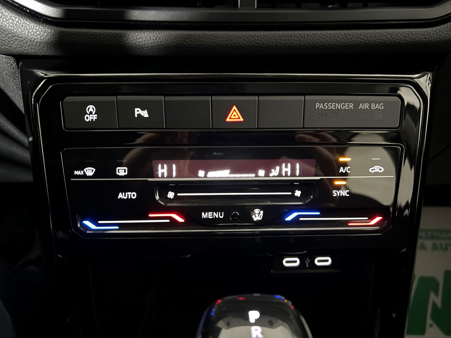 T-Cross 1.0 tsi Life 115cv dsg - Autoviemme