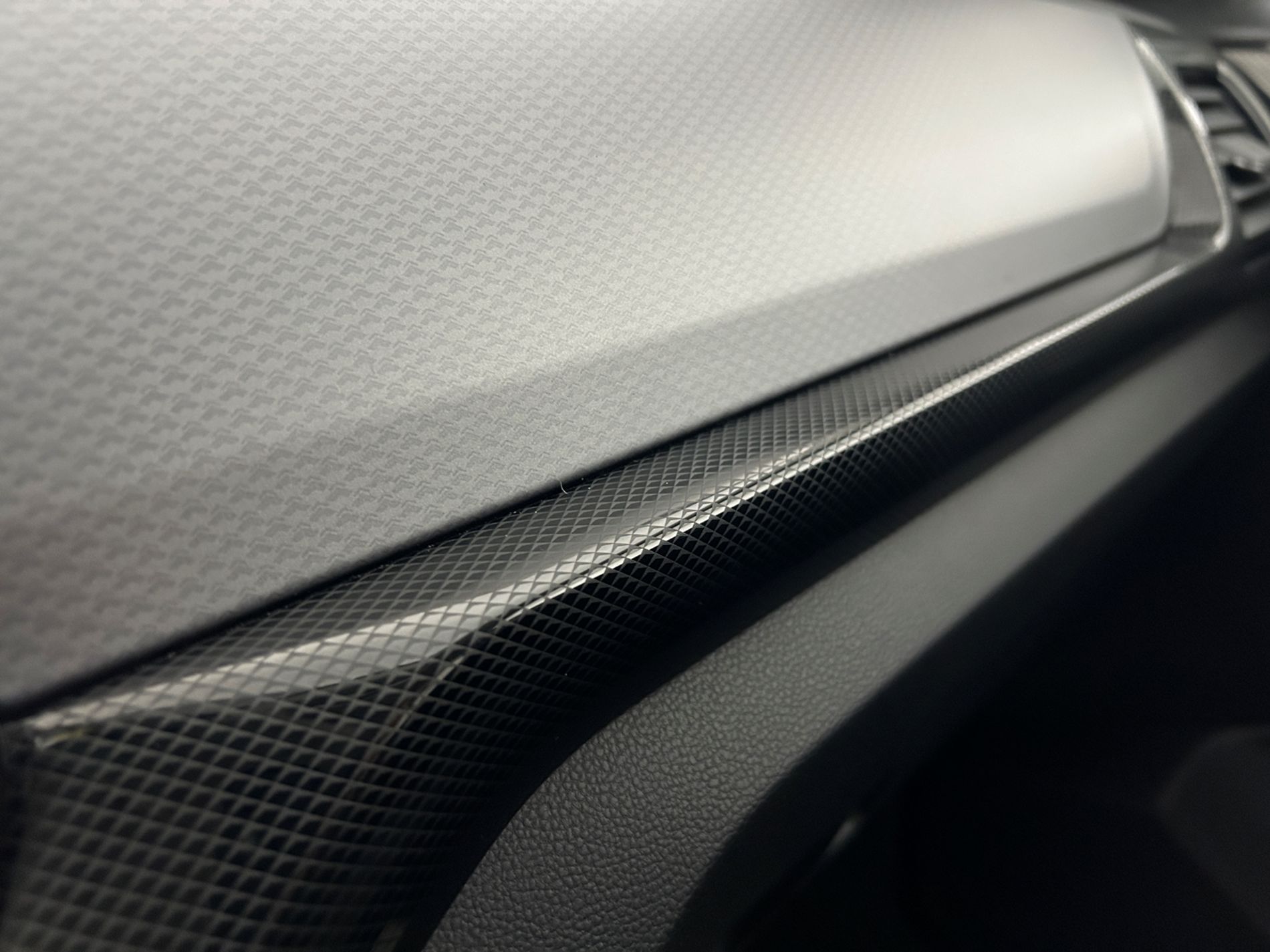 T-Cross 1.0 tsi Life 115cv dsg - Autoviemme