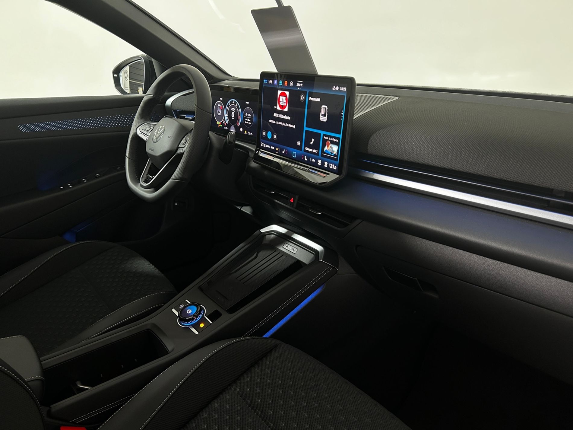 T-Roc 1.5 R-Line 150cv dsg - Autoviemme