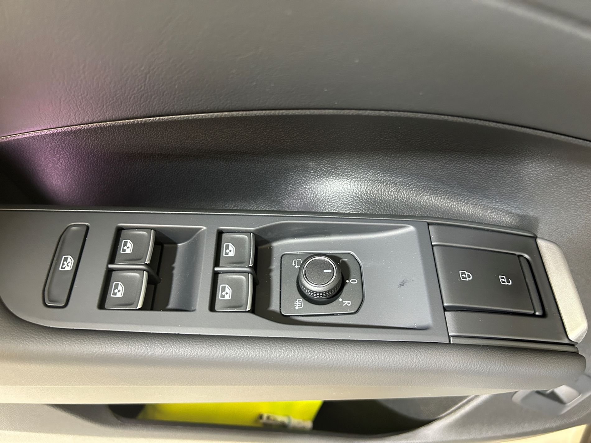 Volkswagen nuovo T-Roc Style 150 cv dsg - Autoviemme