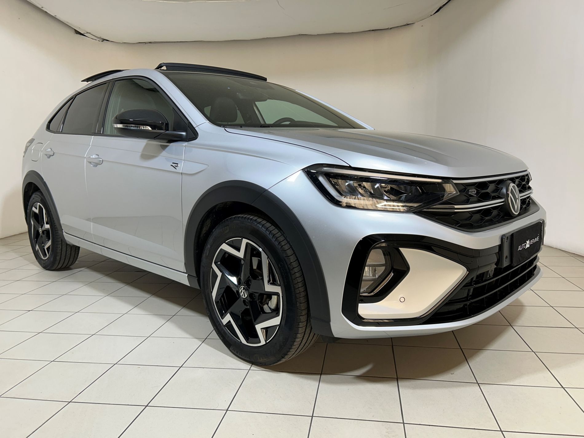 Volkswagen Taigo 1.0 tsi R-Line 115 cv dsg tetto apribile - Autoviemme