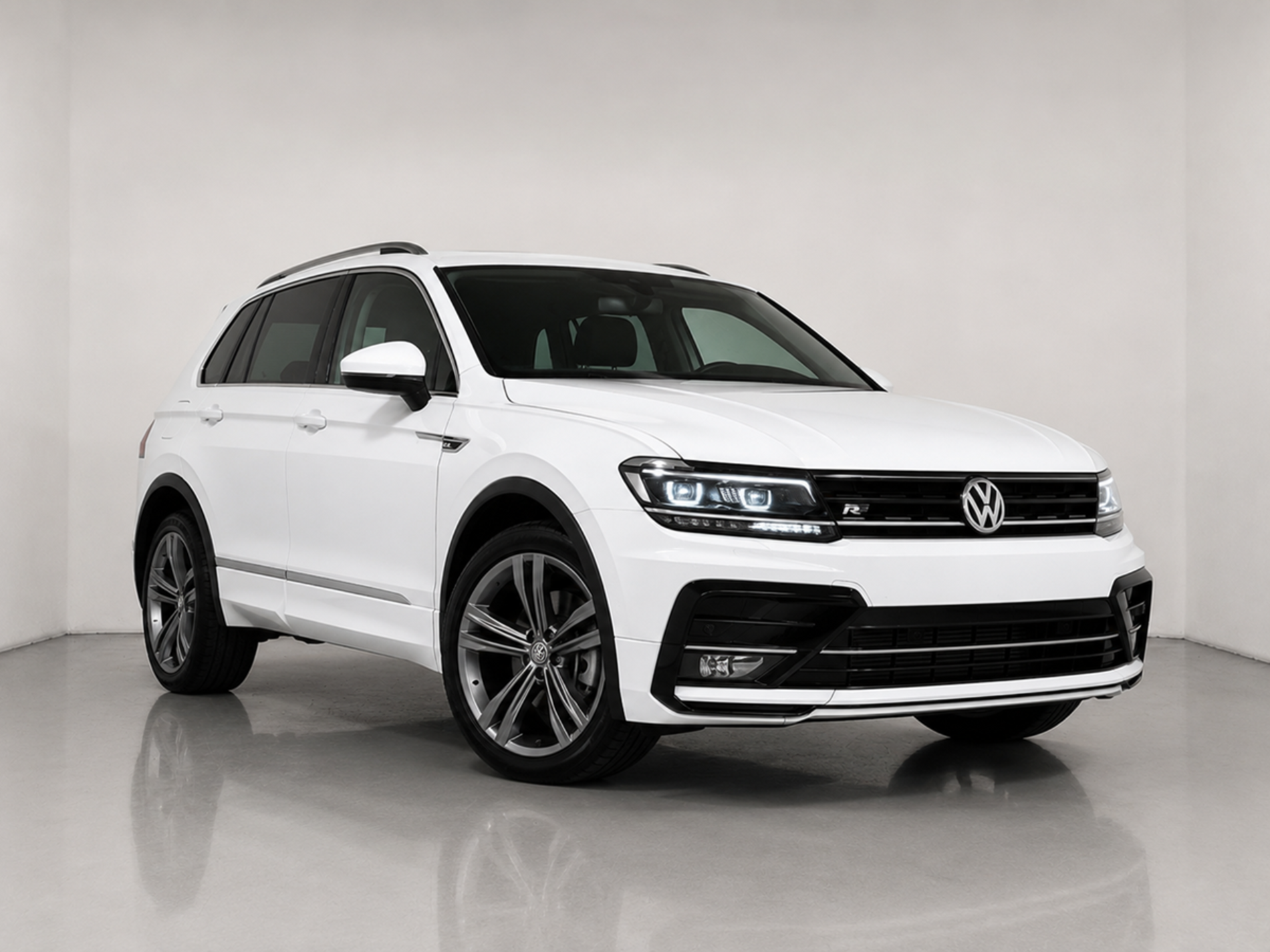 Tiguan 1.6 tdi Sport 115cv - Autoviemme