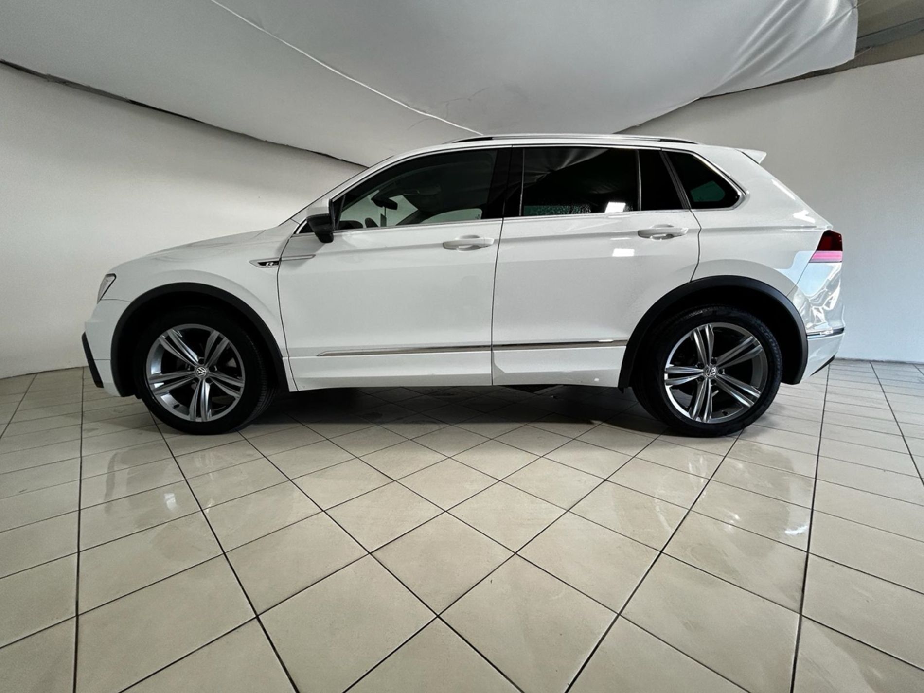Tiguan 1.6 tdi Sport 115cv - Autoviemme