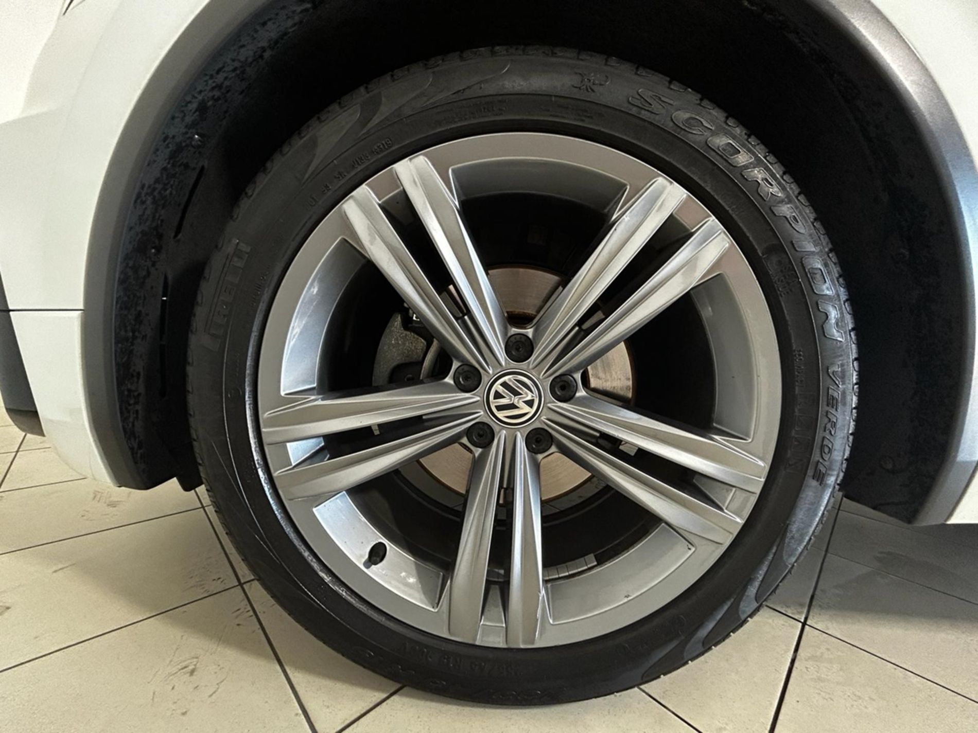 Tiguan 1.6 tdi Sport 115cv - Autoviemme