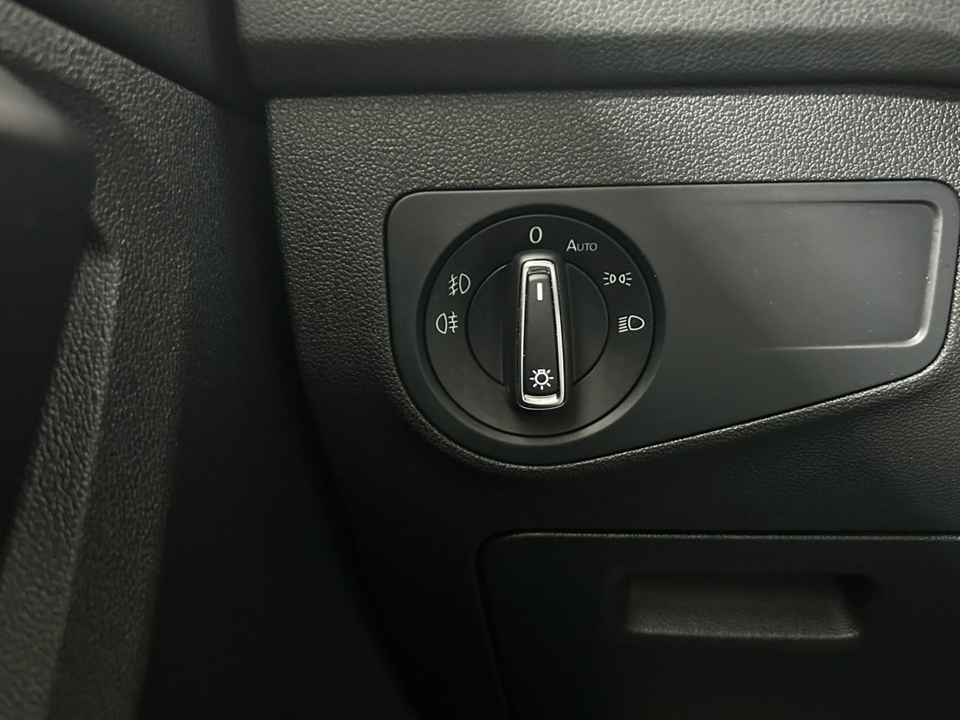 Tiguan 1.6 tdi Sport 115cv - Autoviemme