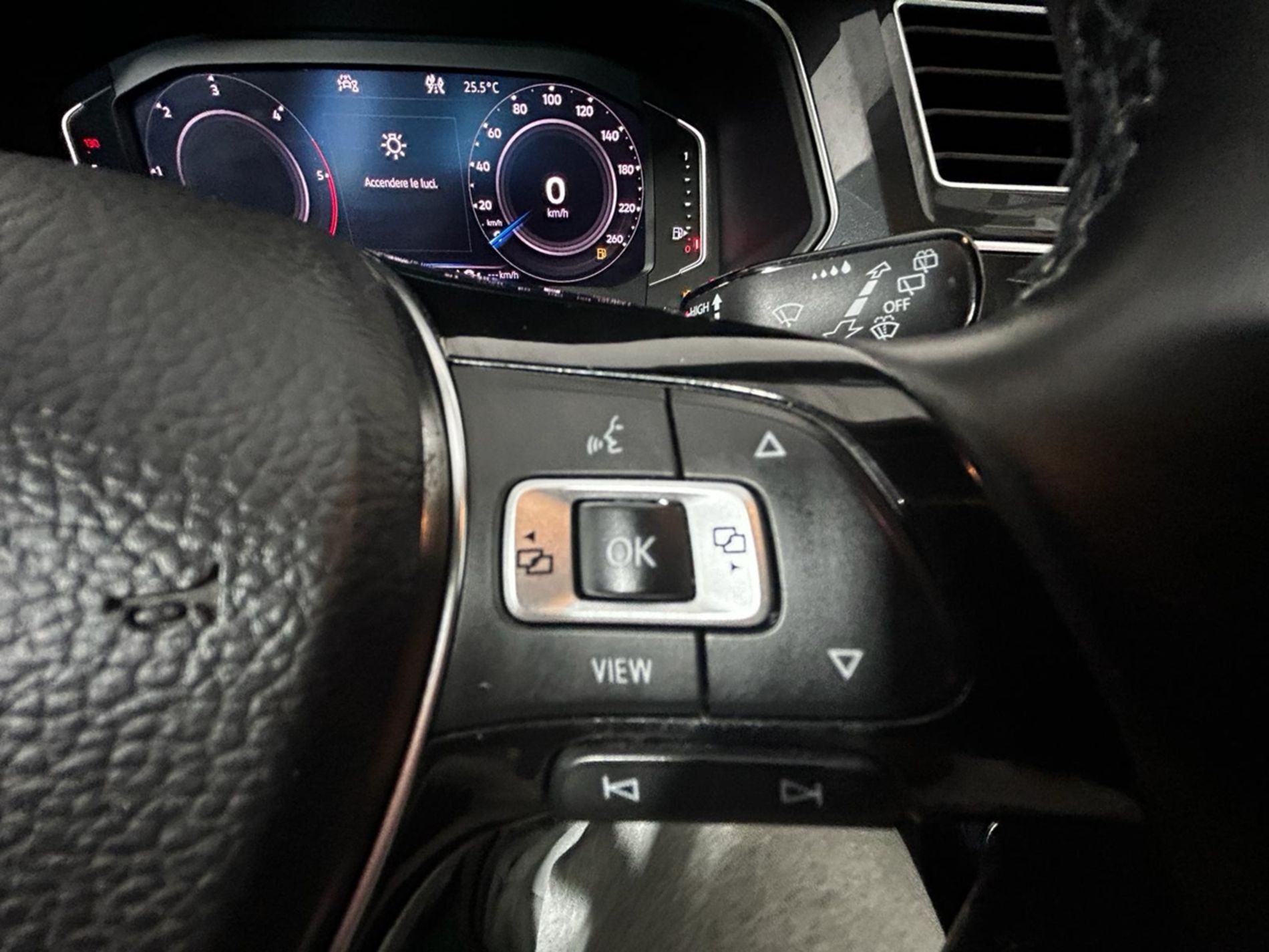 Tiguan 1.6 tdi Sport 115cv - Autoviemme