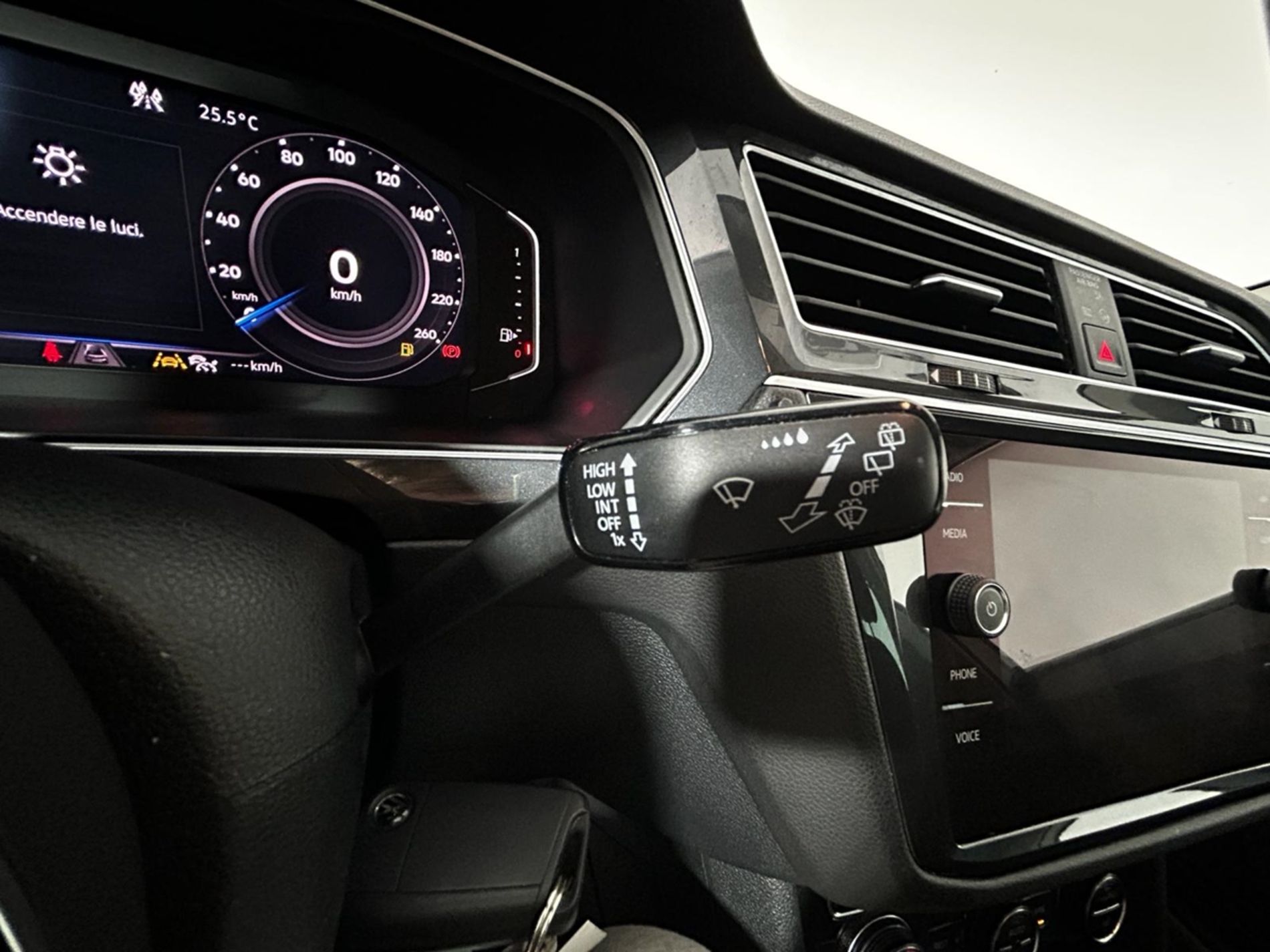 Tiguan 1.6 tdi Sport 115cv - Autoviemme