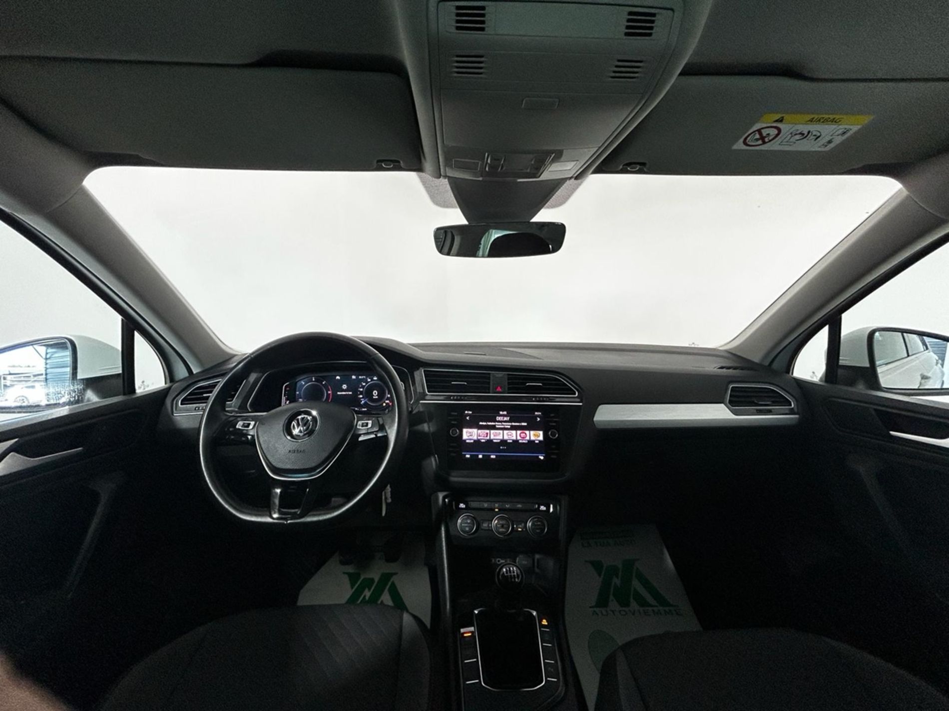 Tiguan 1.6 tdi Sport 115cv - Autoviemme