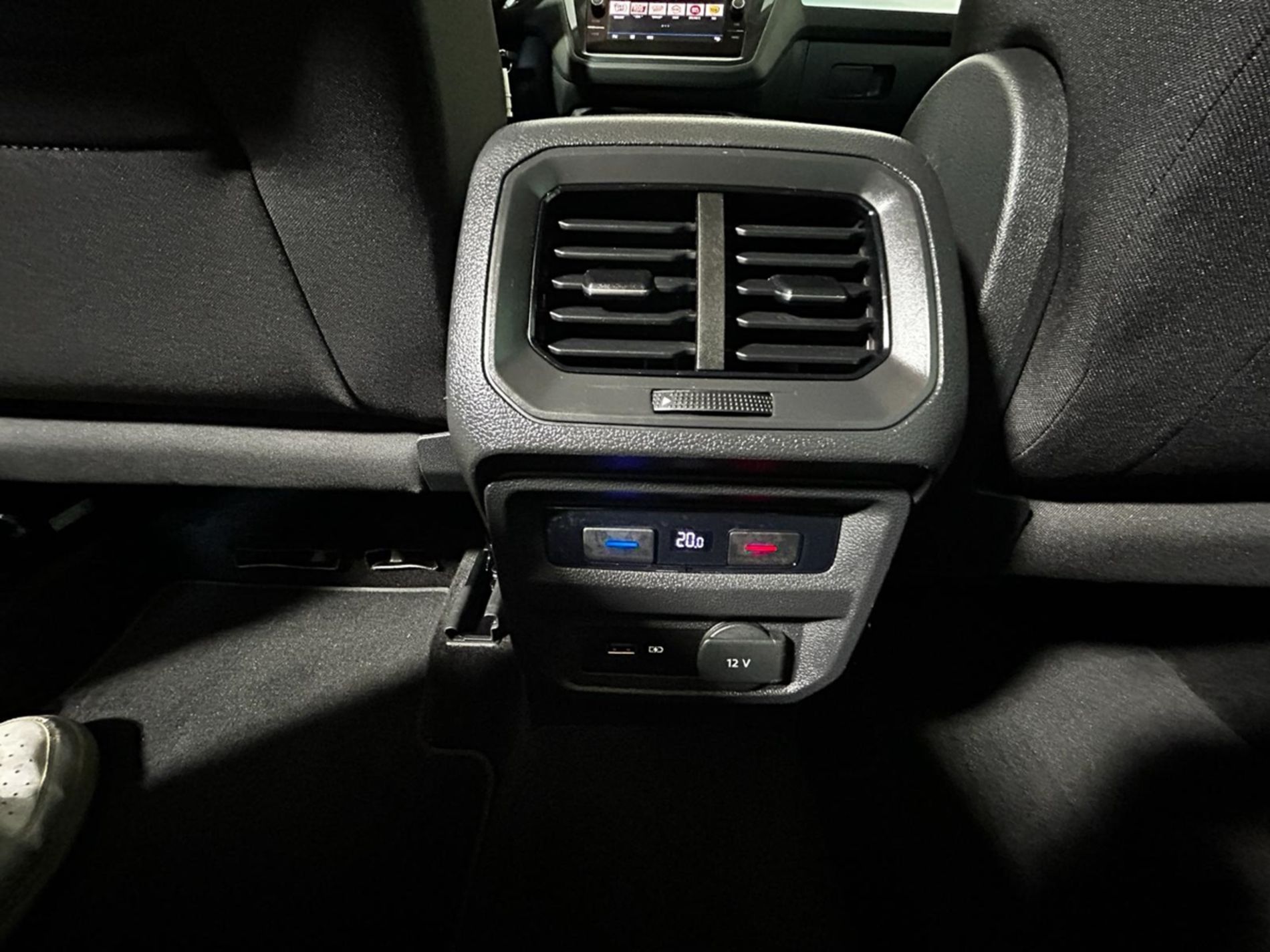 Tiguan 1.6 tdi Sport 115cv - Autoviemme