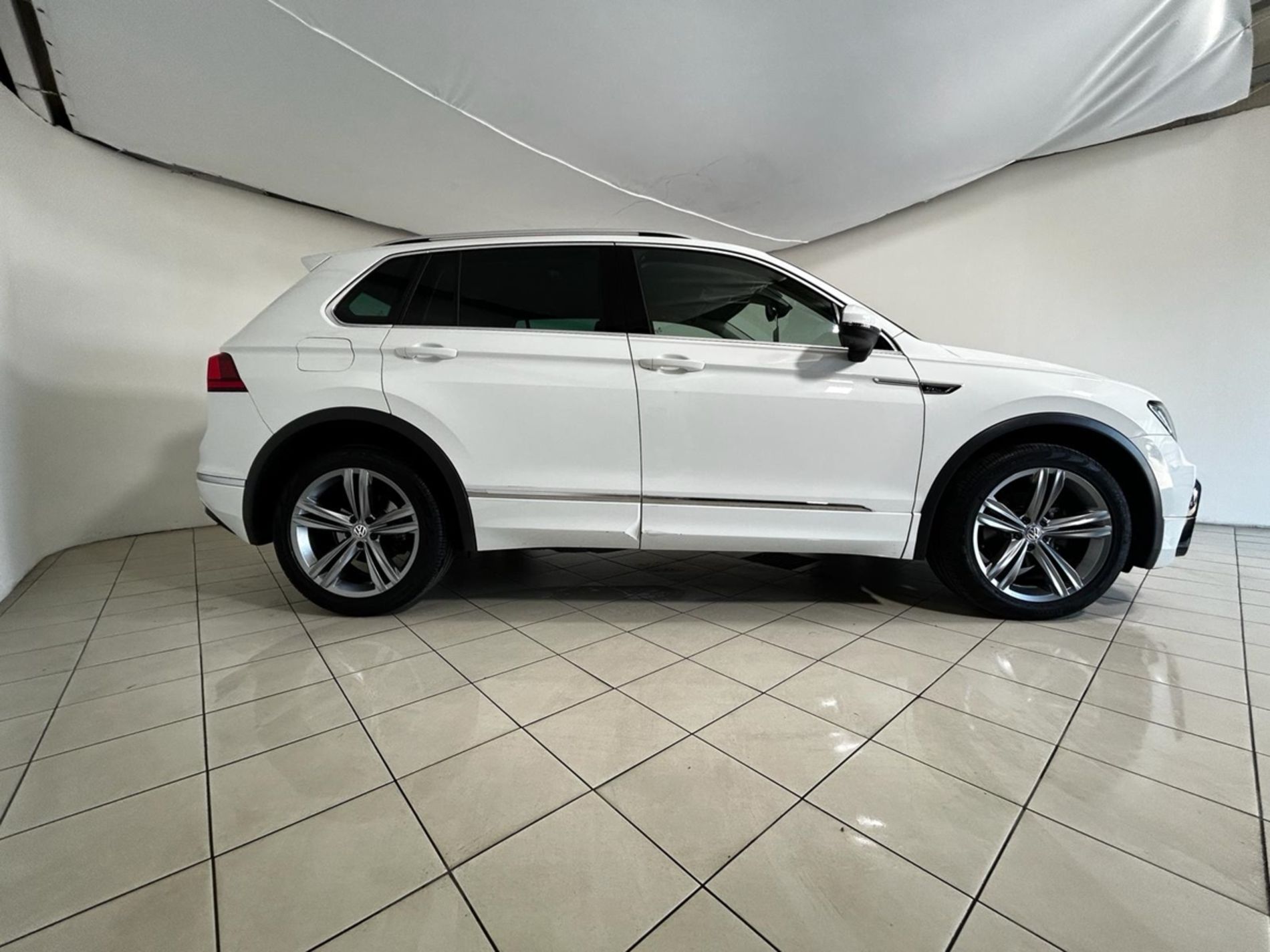 Tiguan 1.6 tdi Sport 115cv - Autoviemme