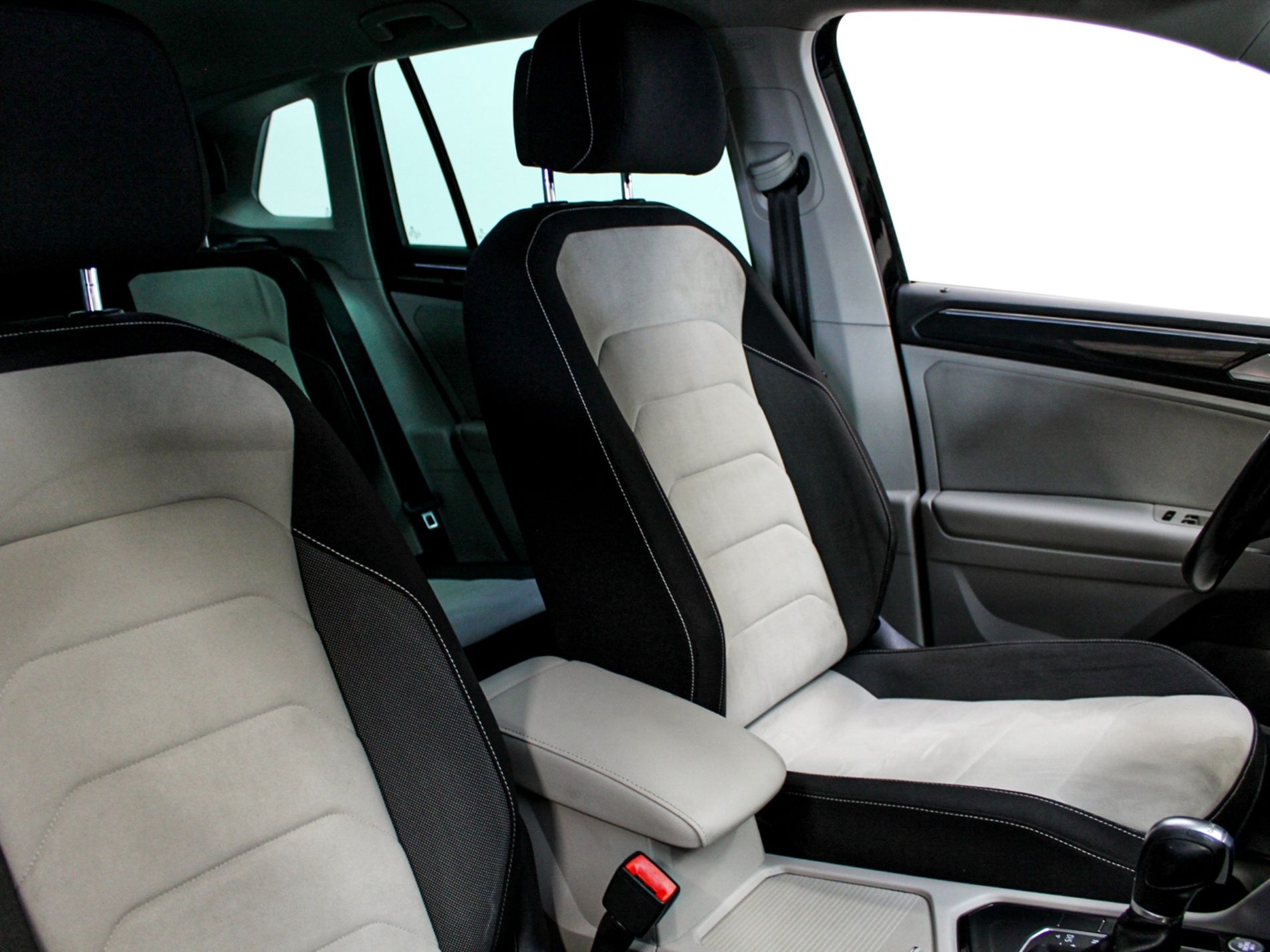 Volkswagen Tiguan 2.0 tdi R-Line 150cv dsg   - Autoviemme