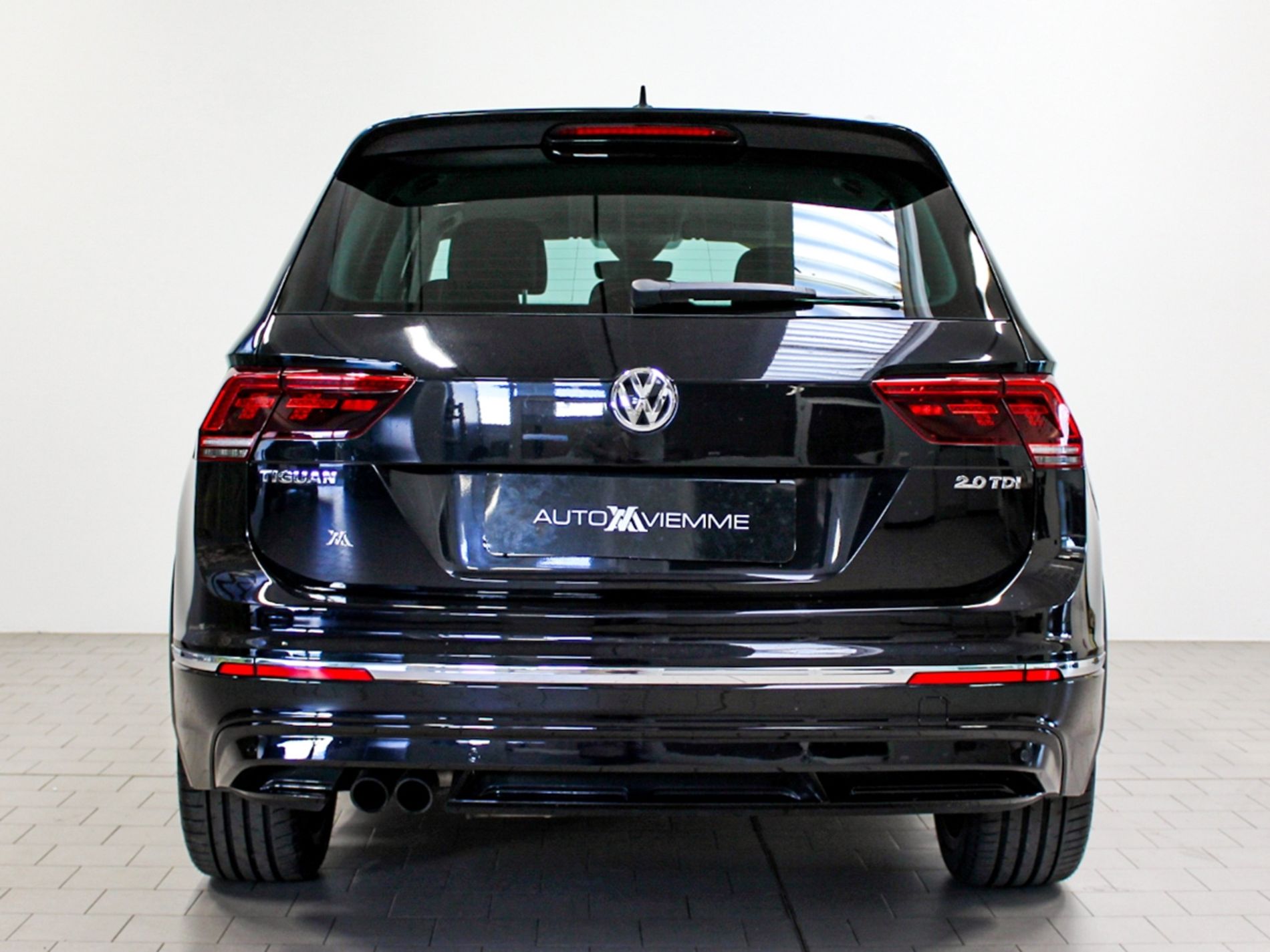 Volkswagen Tiguan 2.0 tdi R-Line 150cv dsg   - Autoviemme