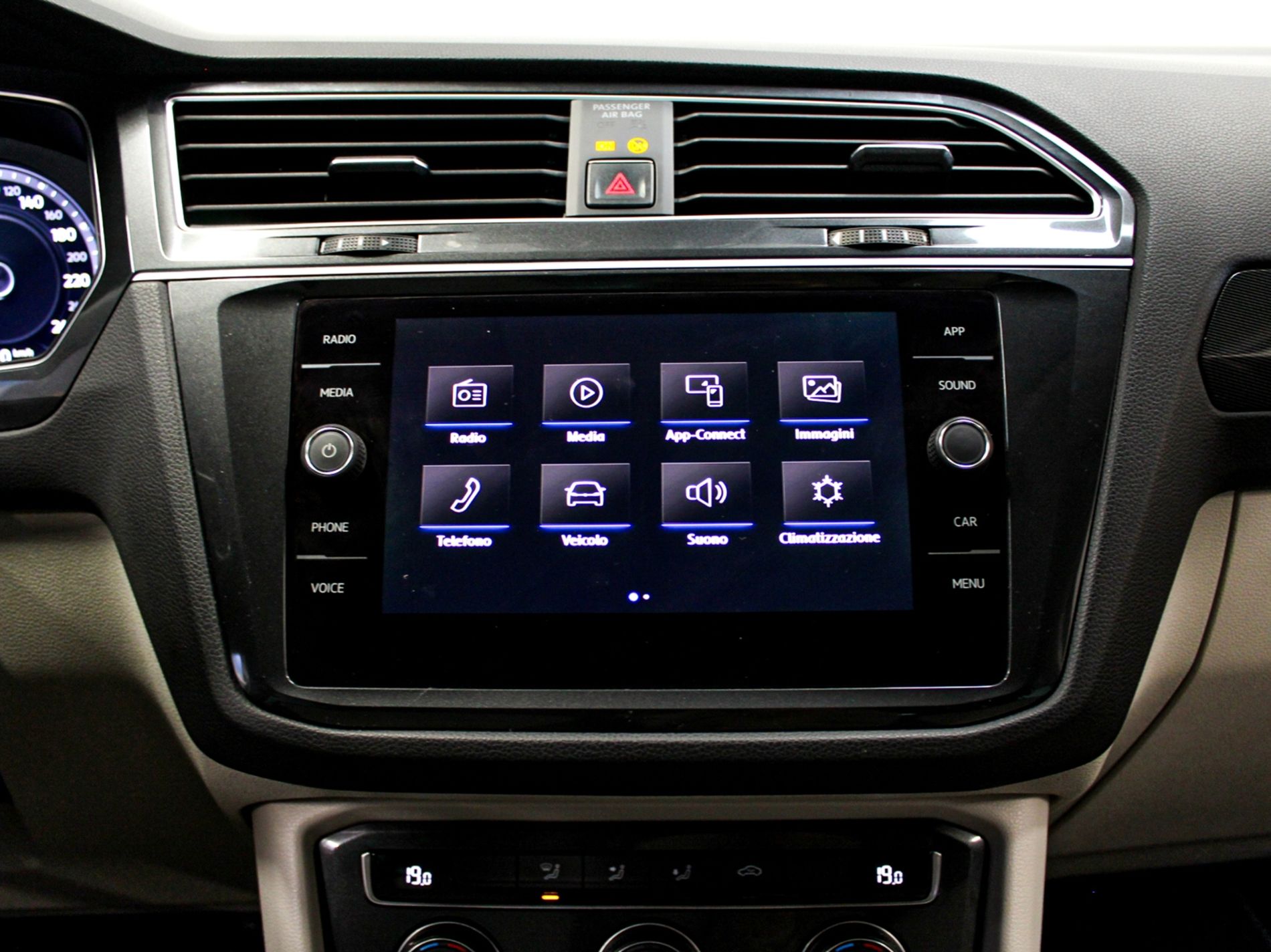 Volkswagen Tiguan 2.0 tdi R-Line 150cv dsg   - Autoviemme