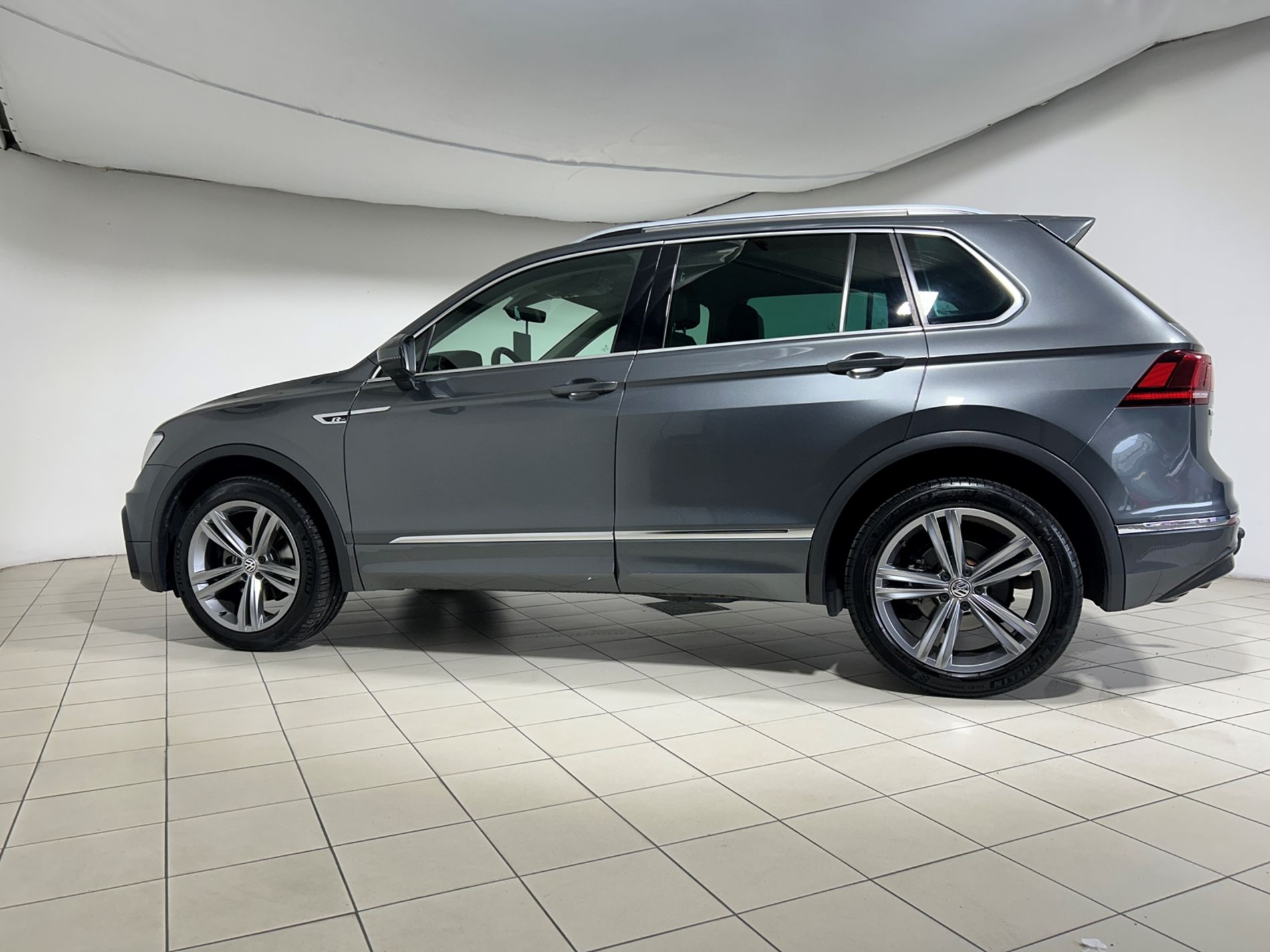 Volkswagen Tiguan 2.0 tdi Sport 4motion 150cv dsg gancio traino - Autoviemme