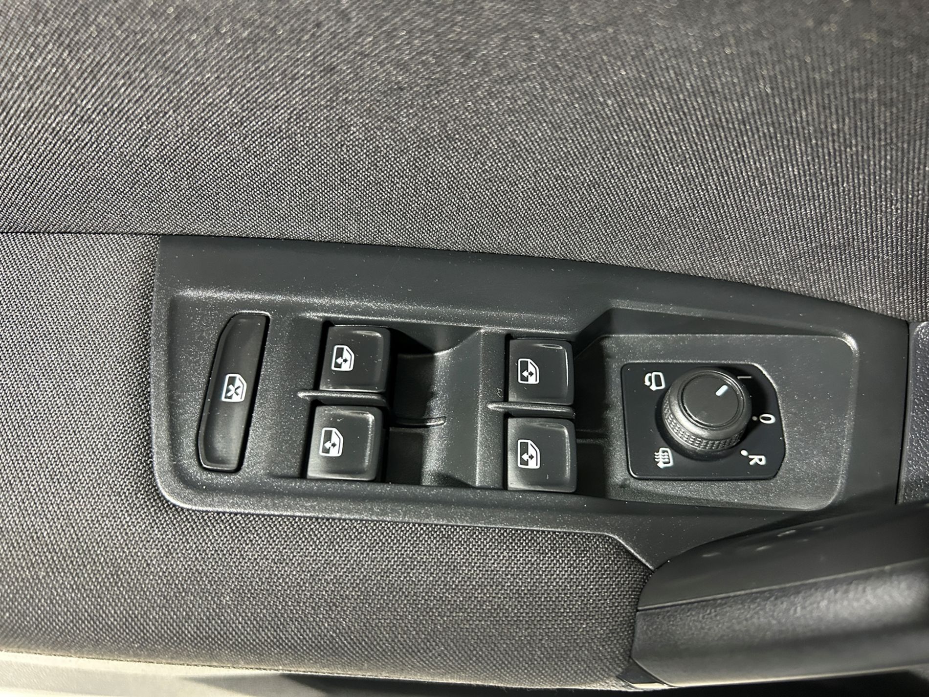 Volkswagen Tiguan 2.0 tdi Sport 4motion 150cv dsg gancio traino - Autoviemme