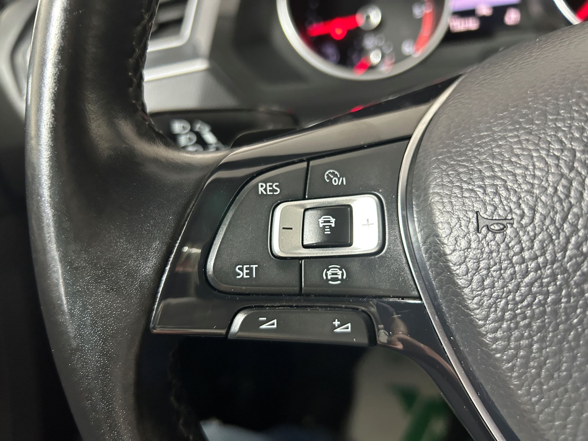 Volkswagen Tiguan 2.0 tdi Sport 4motion 150cv dsg gancio traino - Autoviemme