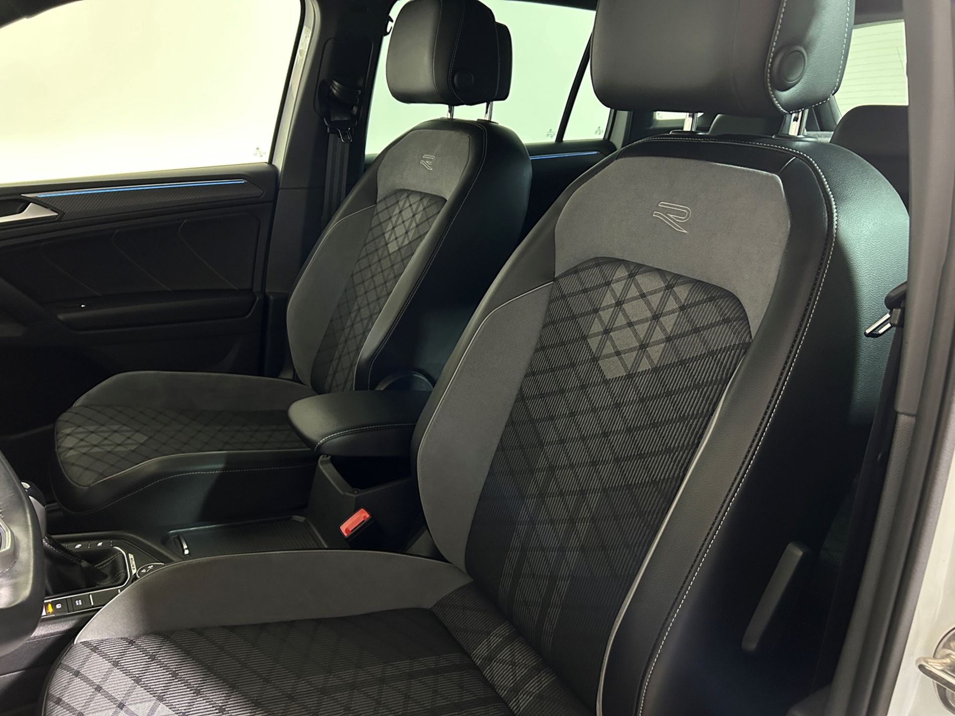 Tiguan R-Line 4motion 150cv dsg - Autoviemme