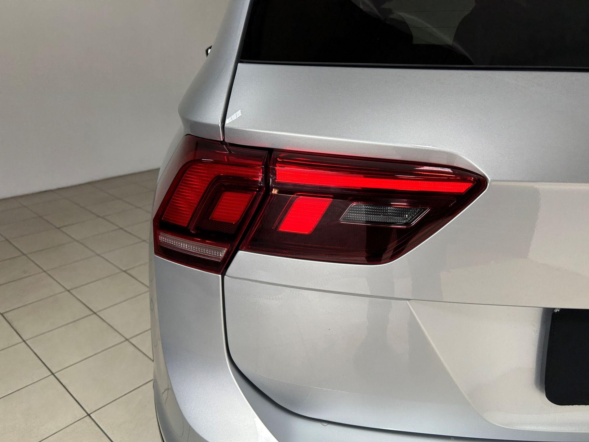 Tiguan 1.5 tsi R-Line dsg - Autoviemme