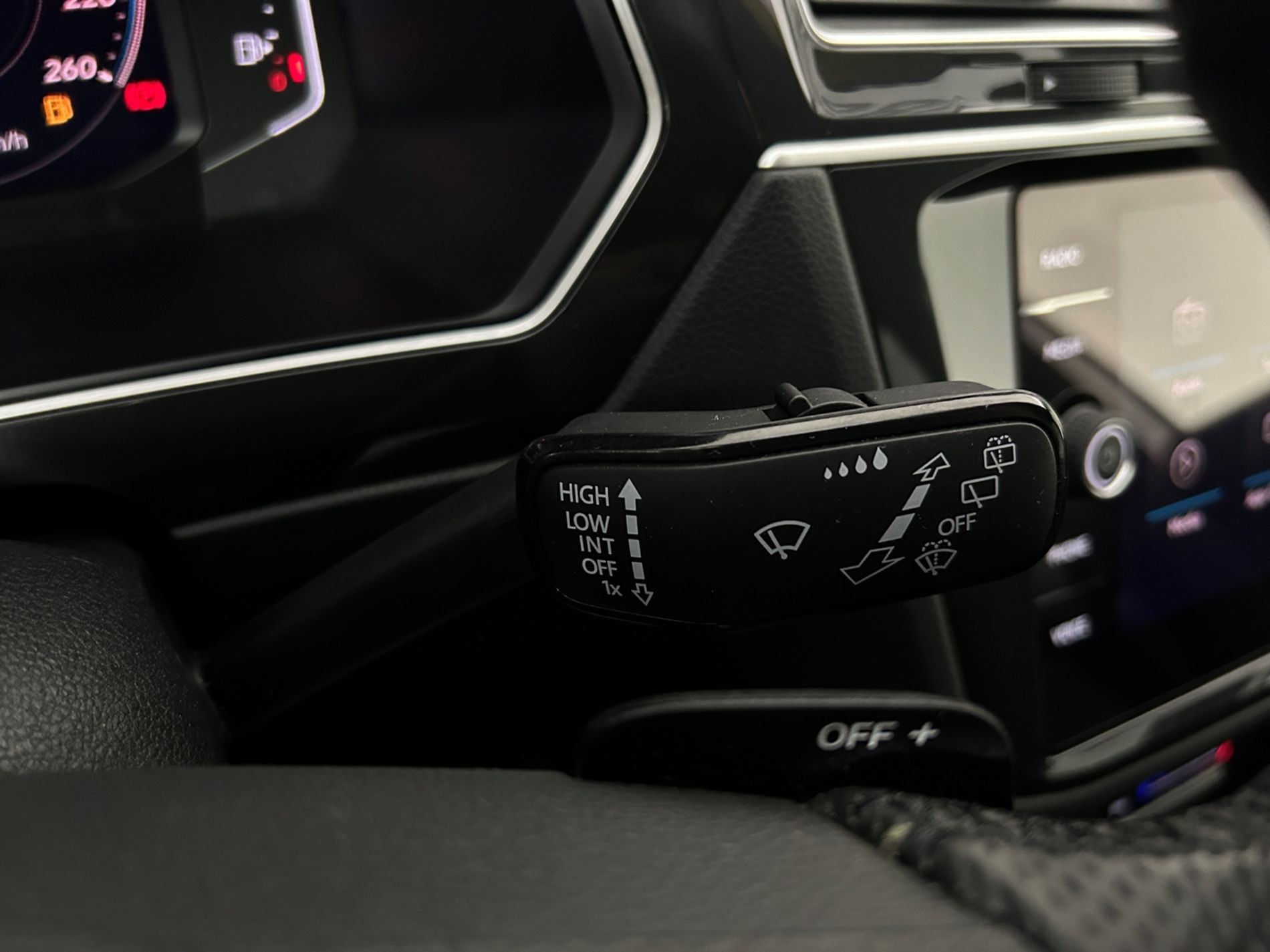 Tiguan 1.5 tsi R-Line dsg - Autoviemme