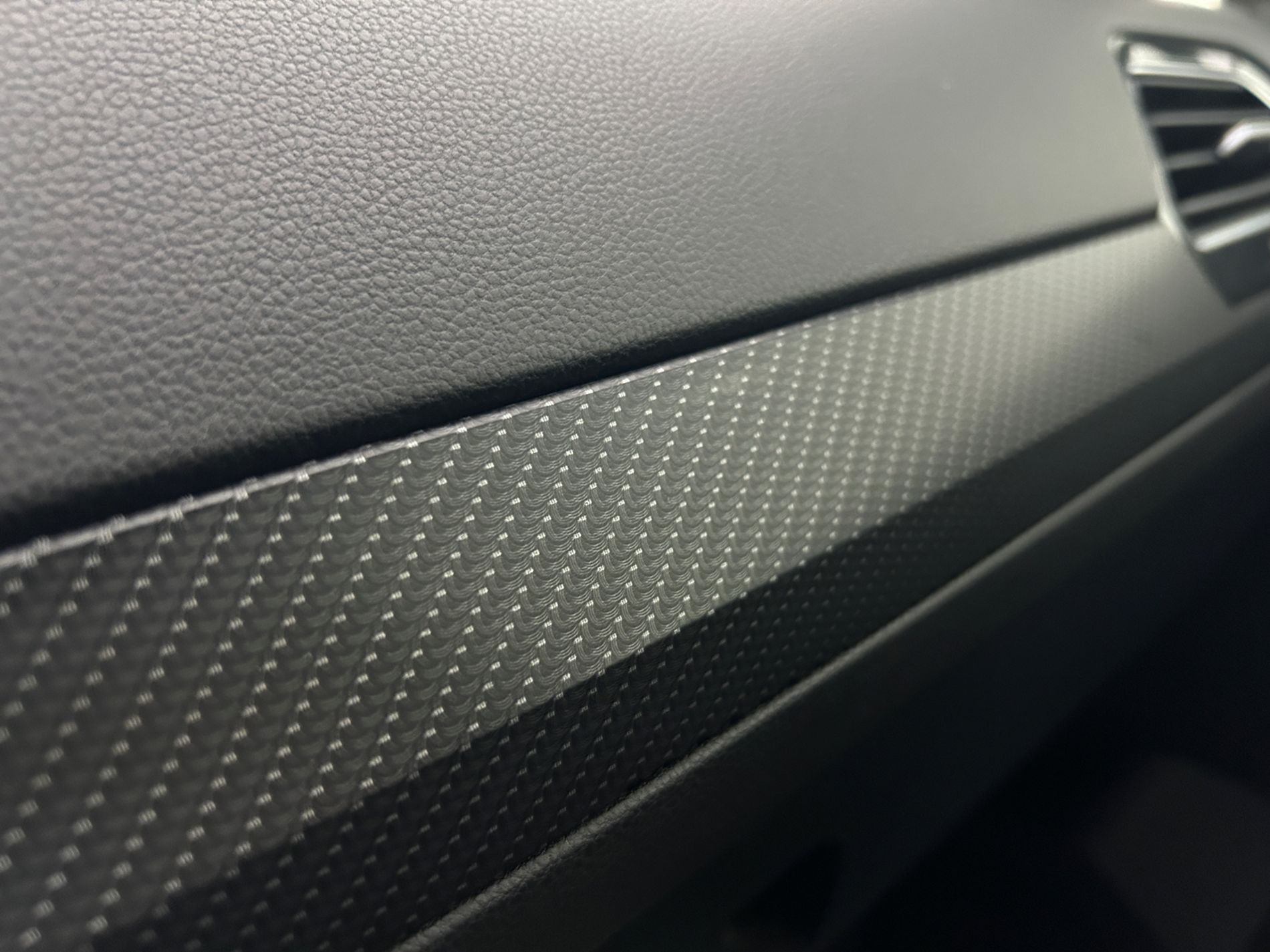 Tiguan 1.5 tsi R-Line dsg - Autoviemme