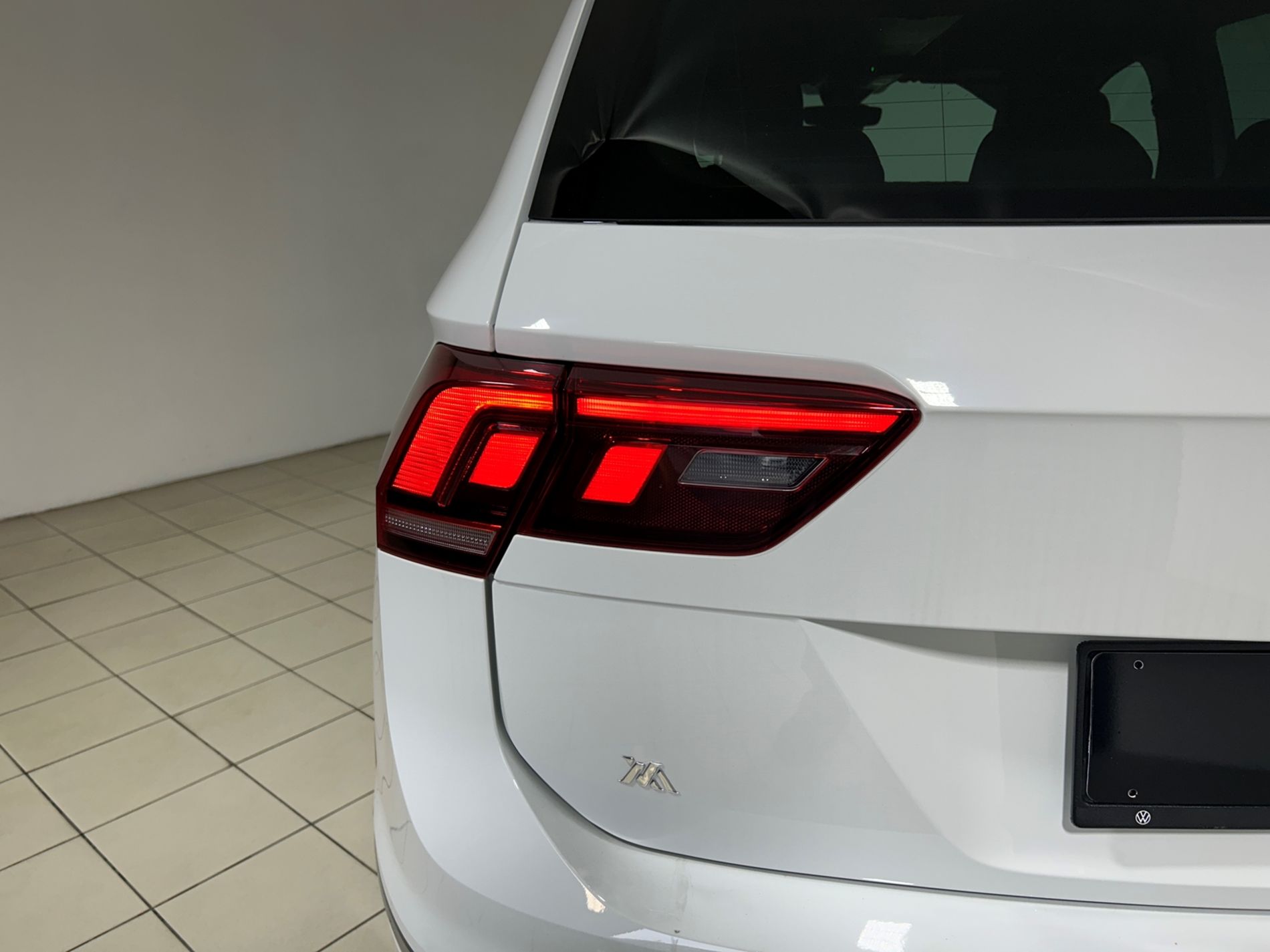 Tiguan R-Line DSG - Autoviemme