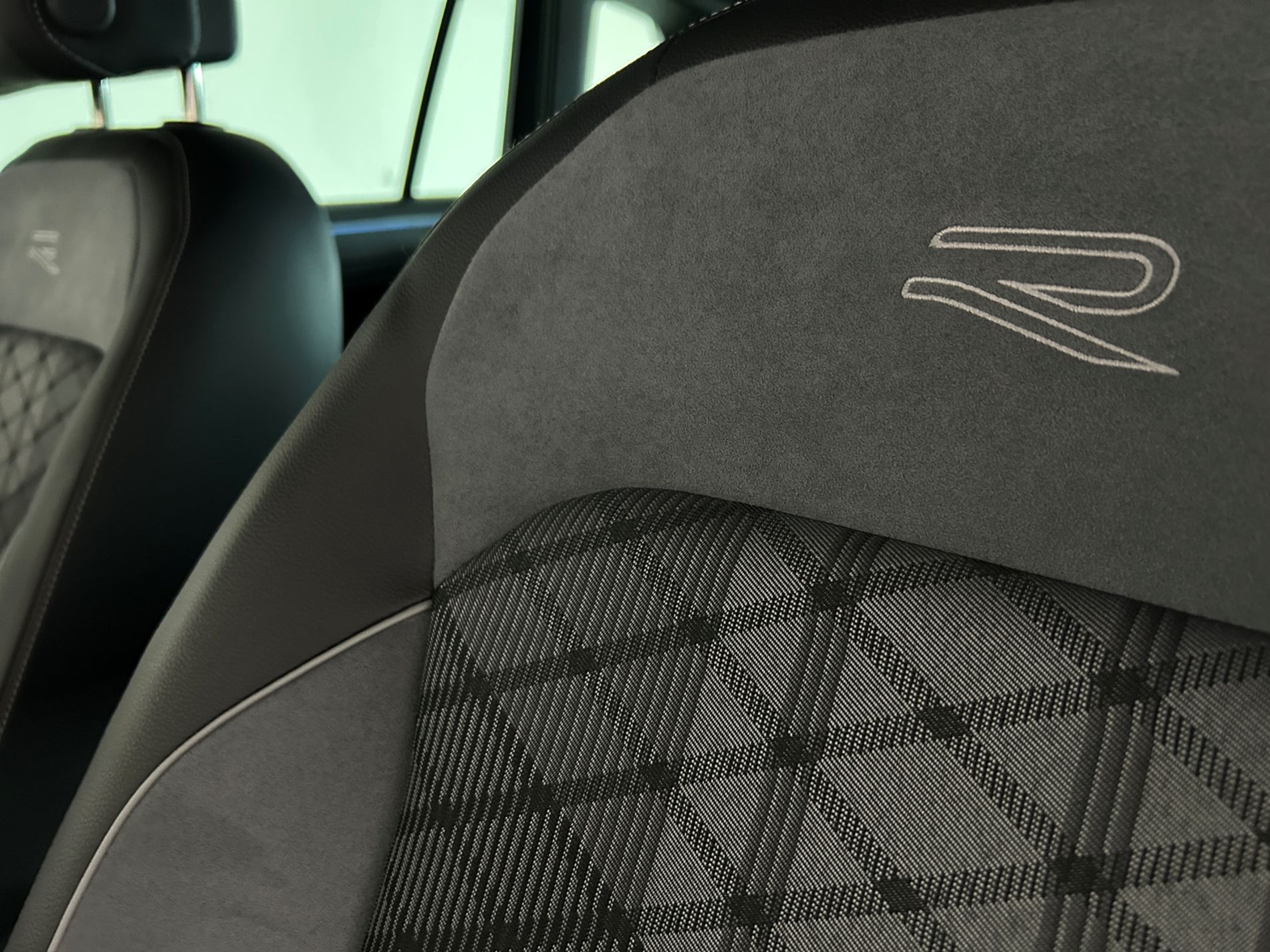 Tiguan 1.5 tsi R-Line 150cv dsg - Autoviemme