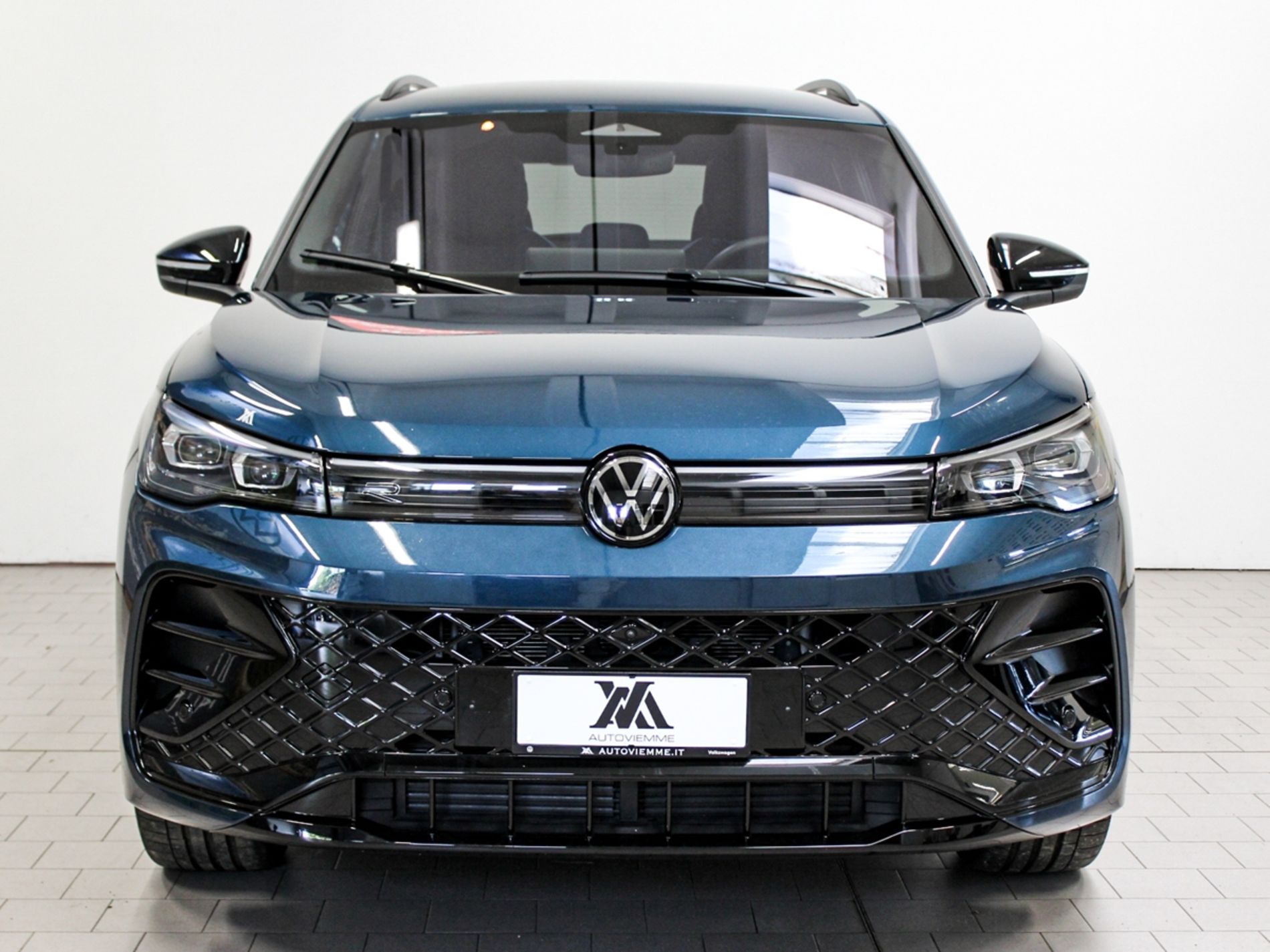 Tiguan 1.5 etsi R-Line 150cv dsg - Autoviemme