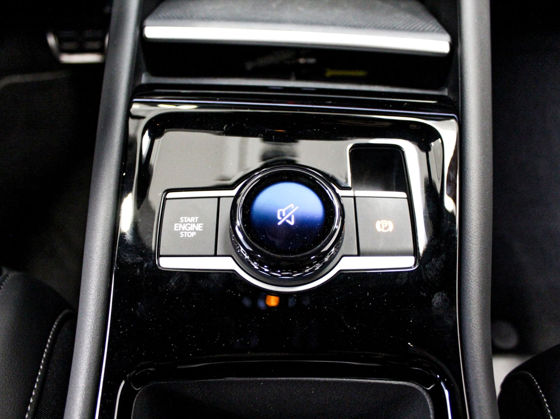 Tiguan 1.5 etsi R-Line 150cv dsg - Autoviemme