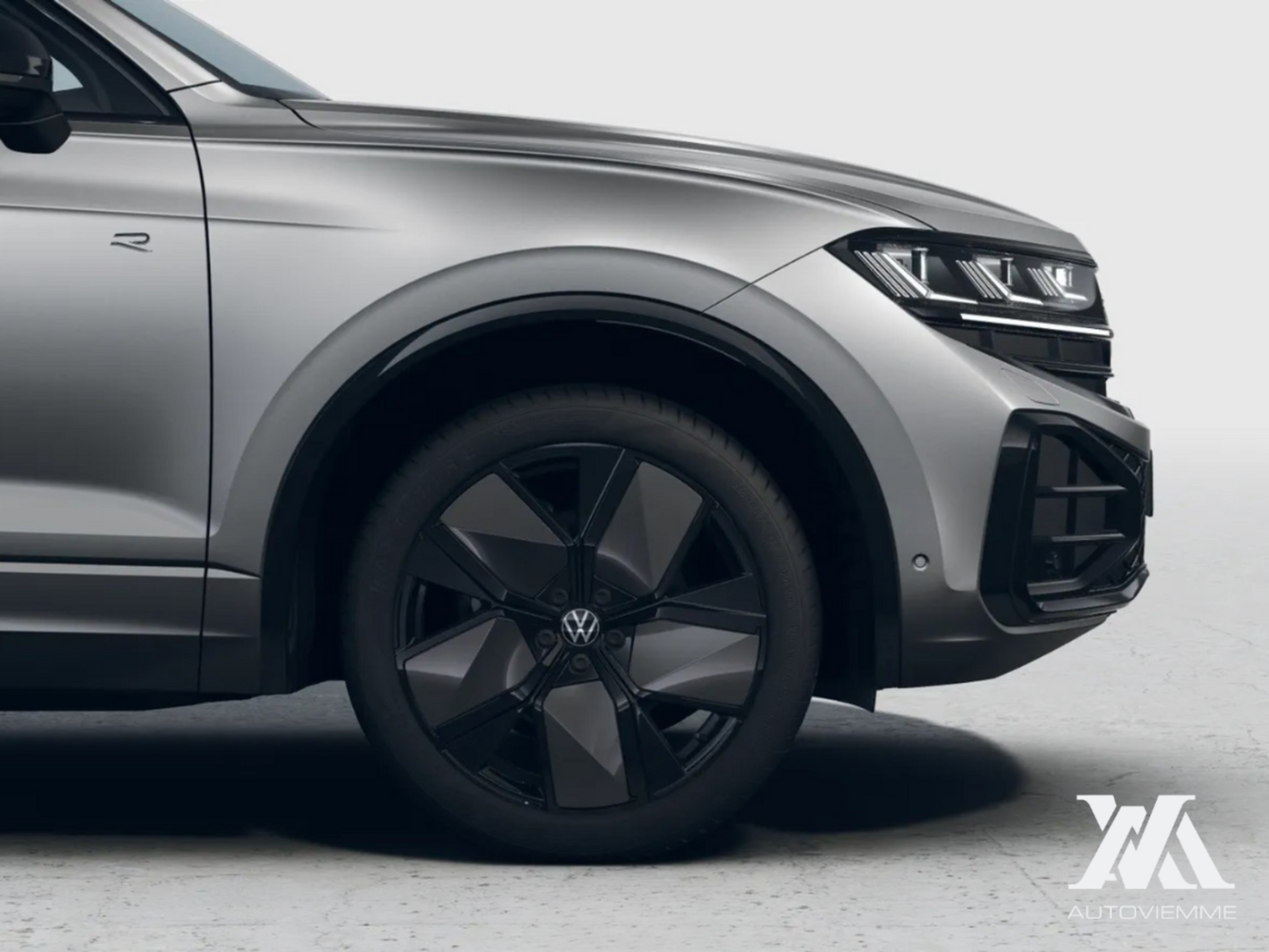 Volkswagen Touareg R-Line Final Edition - Autoviemme