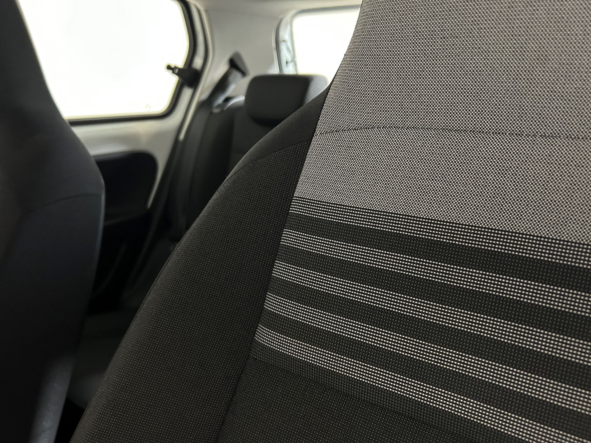 Volkswagen Up 1.0 60cv - Autoviemme