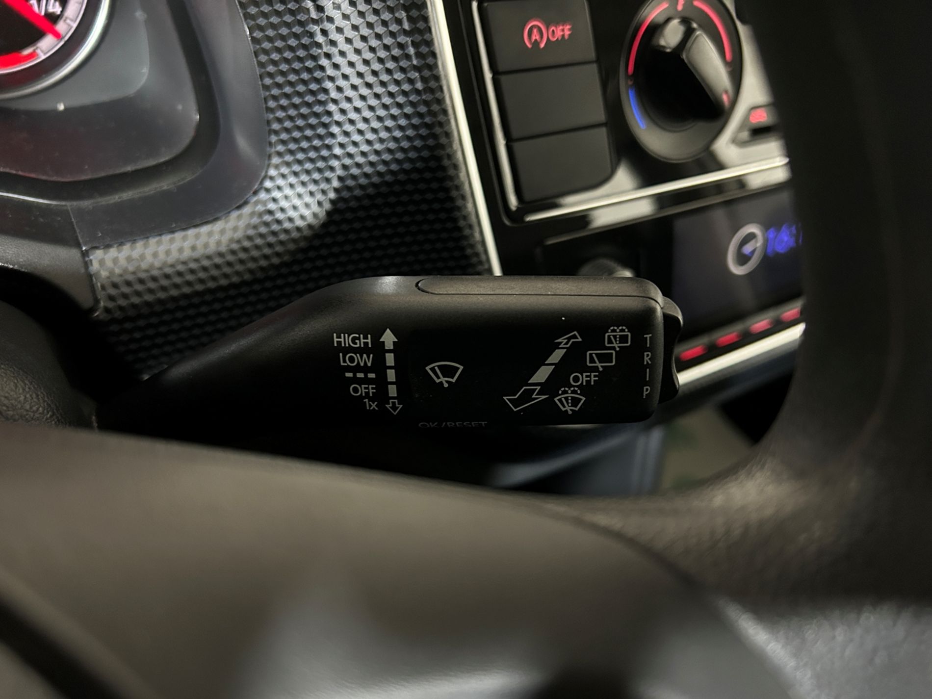 Volkswagen Up 1.0 60cv - Autoviemme